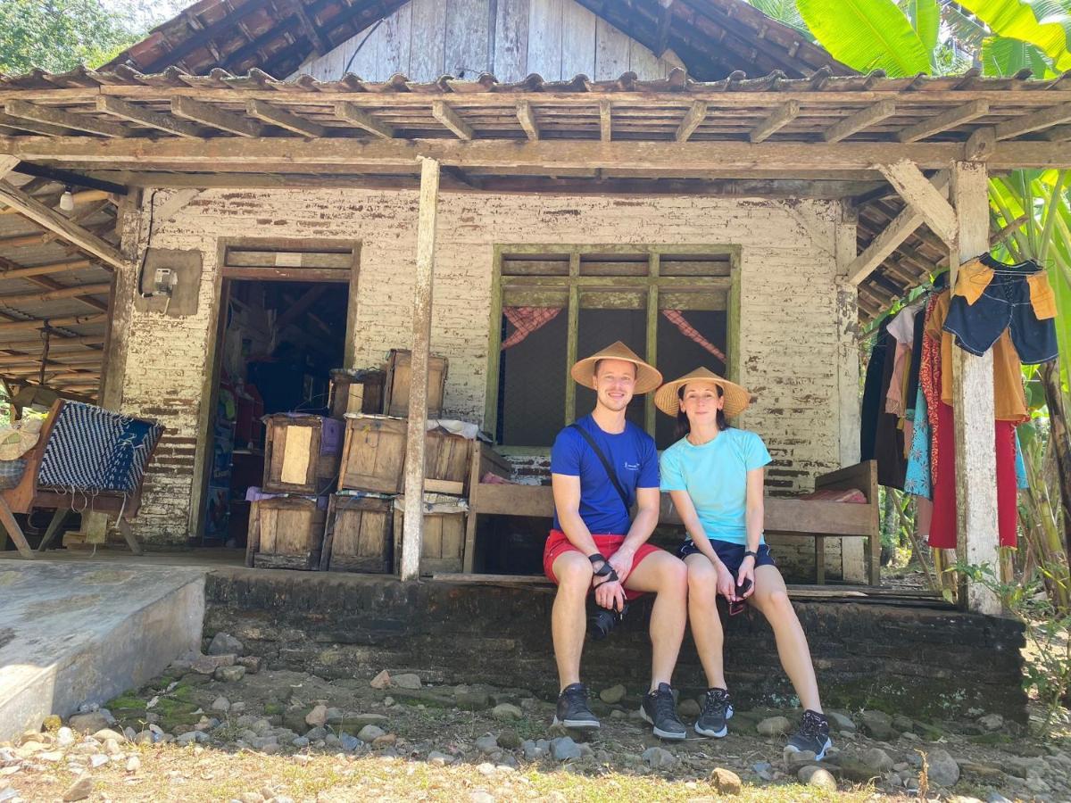 Adventure Turtle Homestay Meru Betiri Sarungan Eksteriør billede