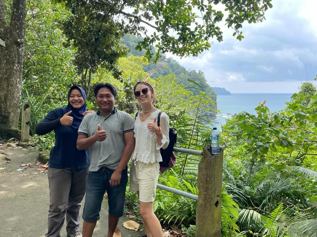 Adventure Turtle Homestay Meru Betiri Sarungan Eksteriør billede