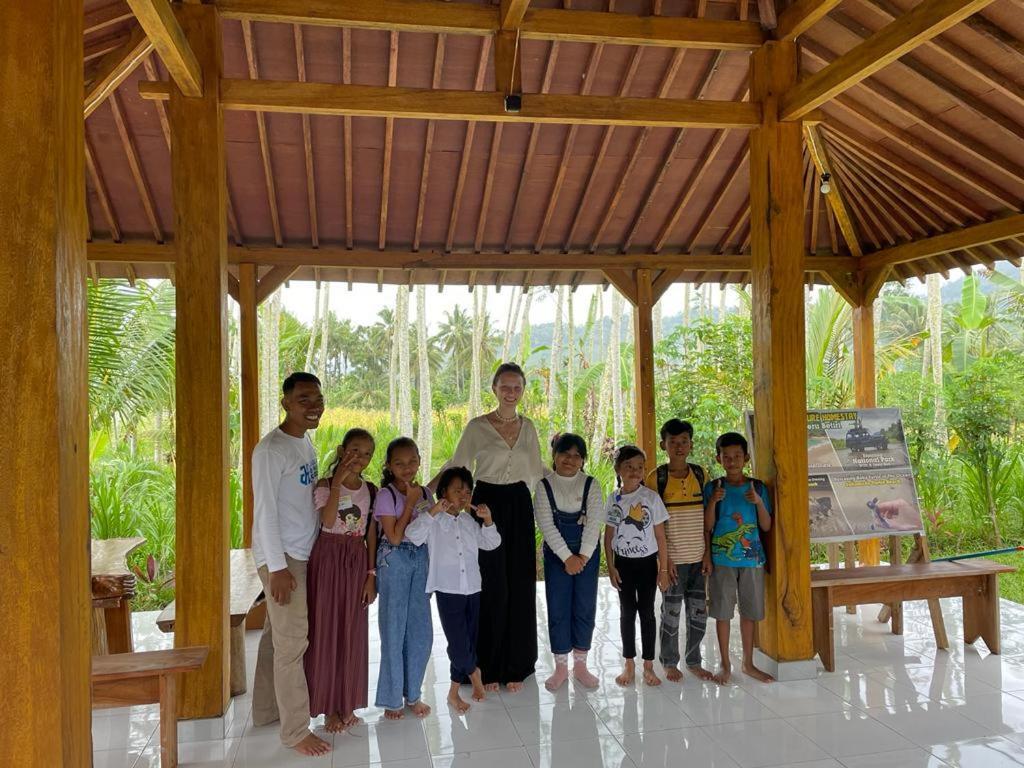 Adventure Turtle Homestay Meru Betiri Sarungan Eksteriør billede