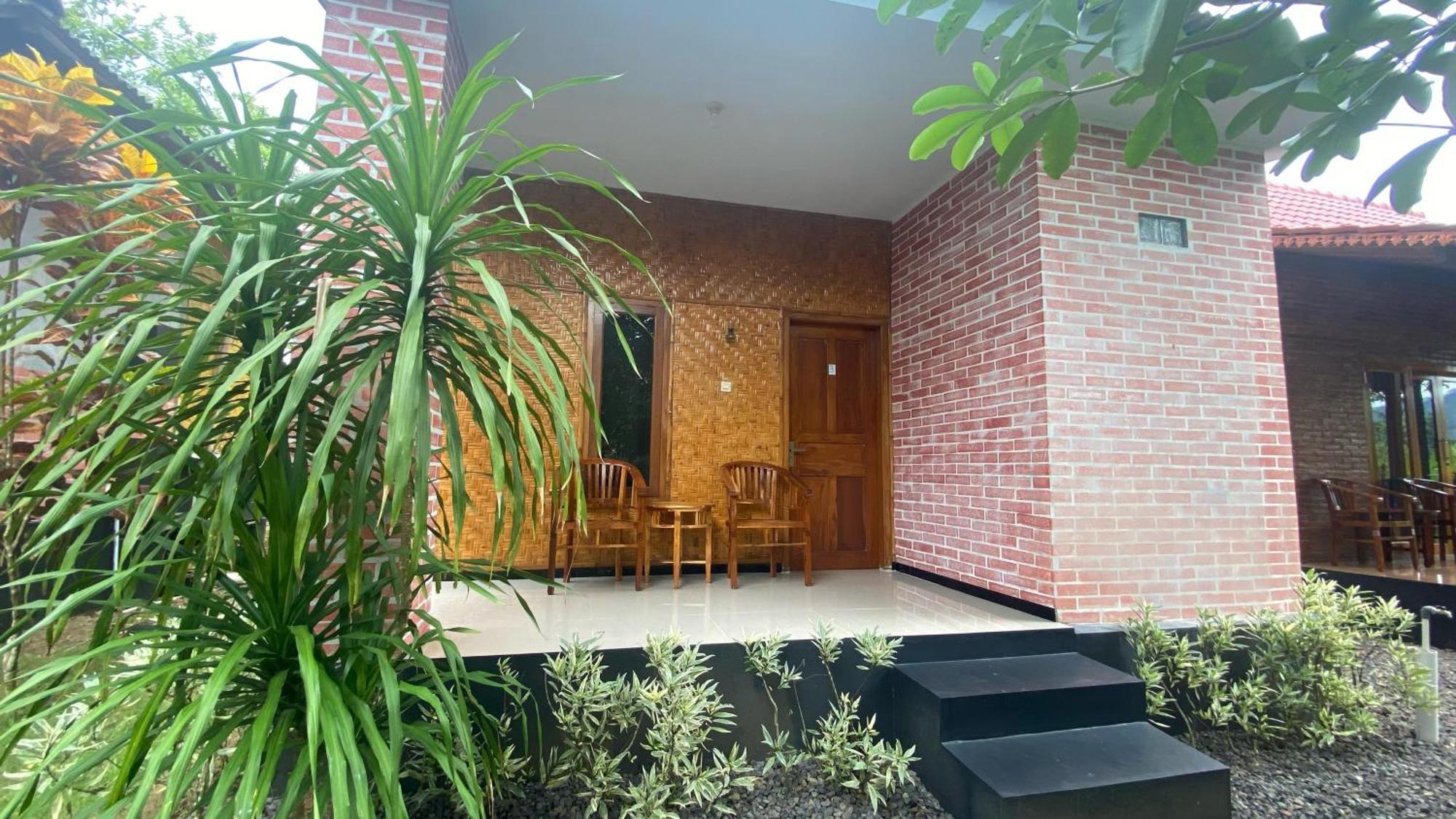 Adventure Turtle Homestay Meru Betiri Sarungan Eksteriør billede